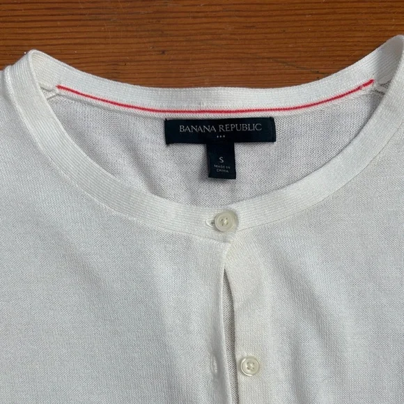 Banana Republic White Cardigan Sweater - Picture 2 of 3